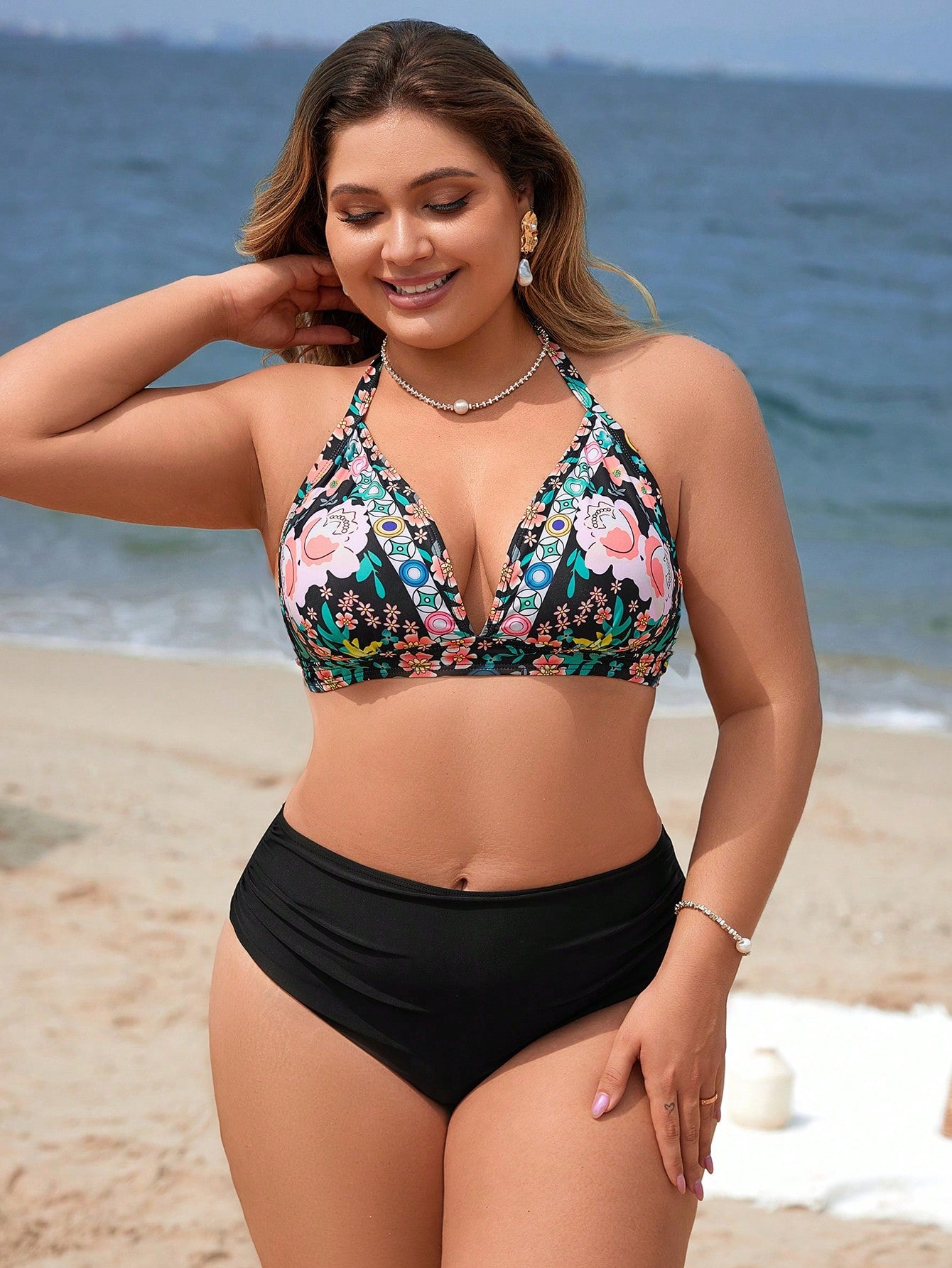 Biquíni Feminino com Estampa Floral e Cintura Alta