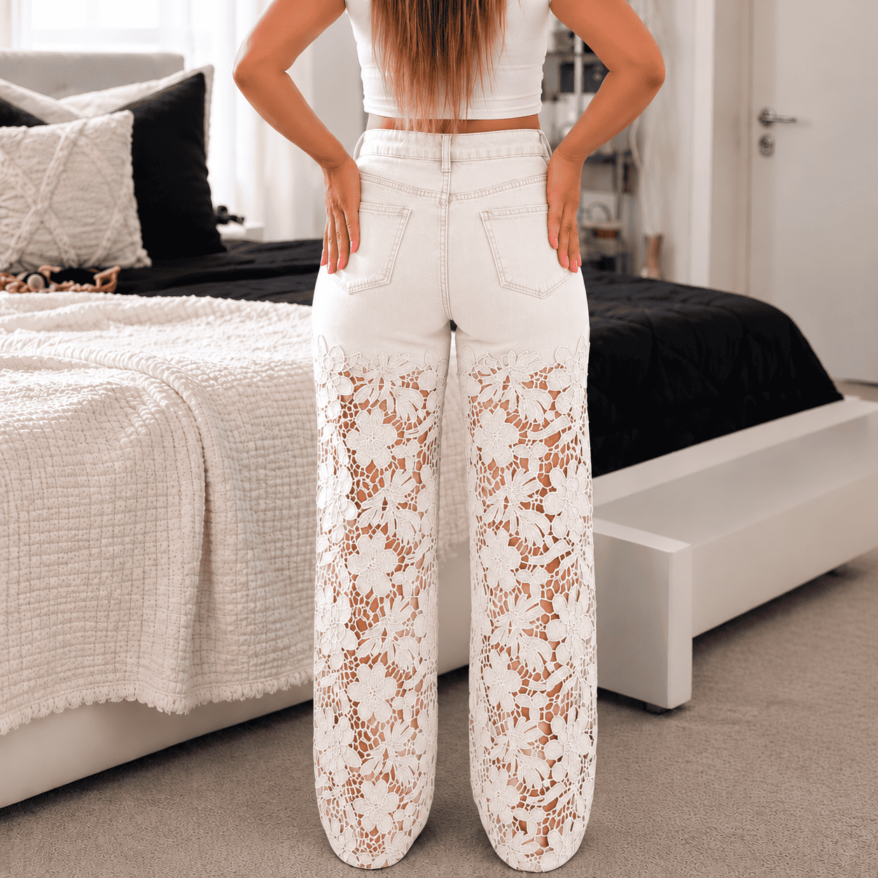 Calça Jeans Florença – Renda Floral.