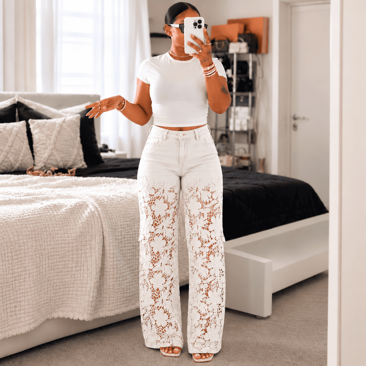 Calça Jeans Florença – Renda Floral.