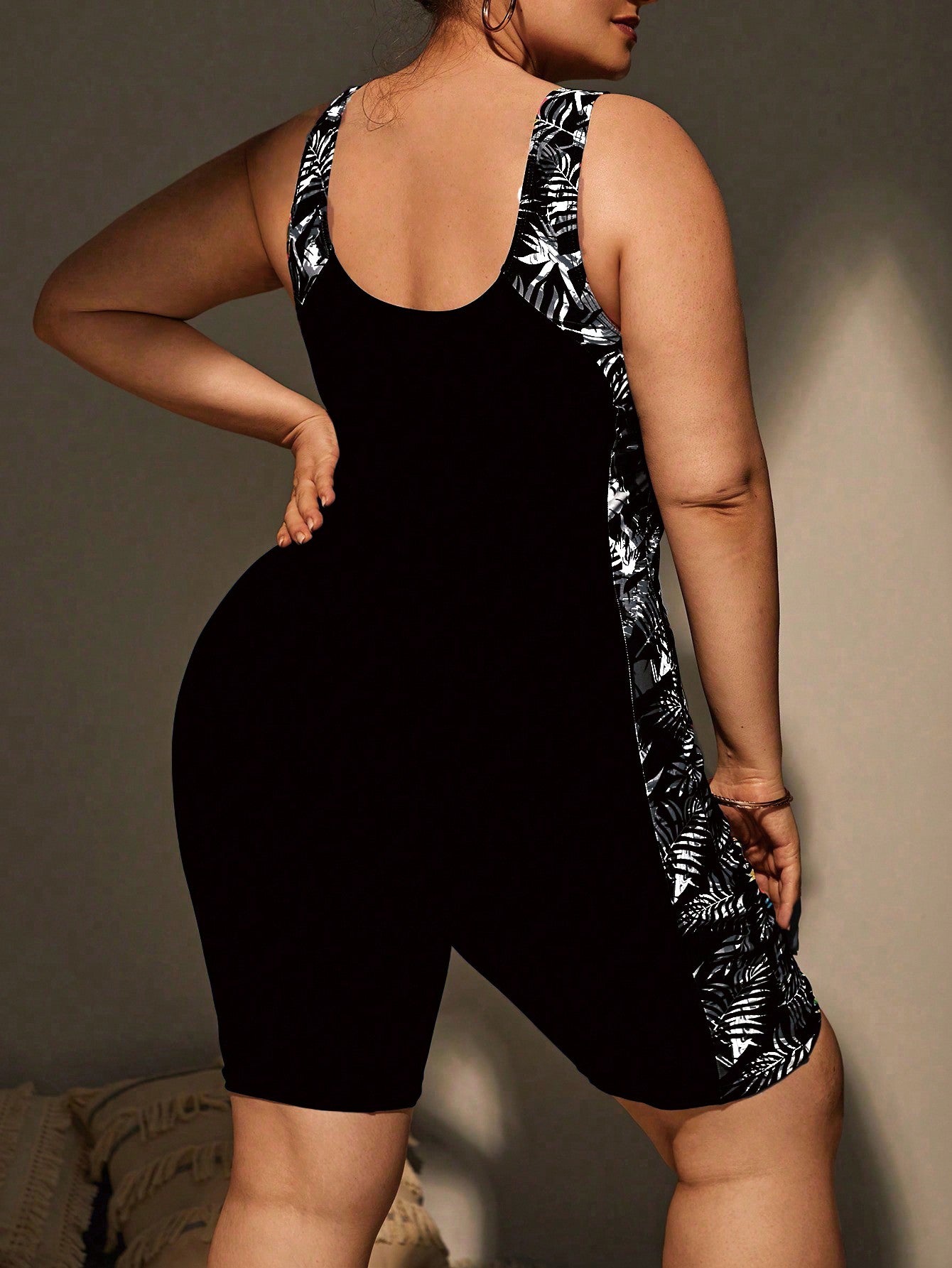 Maiô Feminino Anastacia com Estampa na Lateral