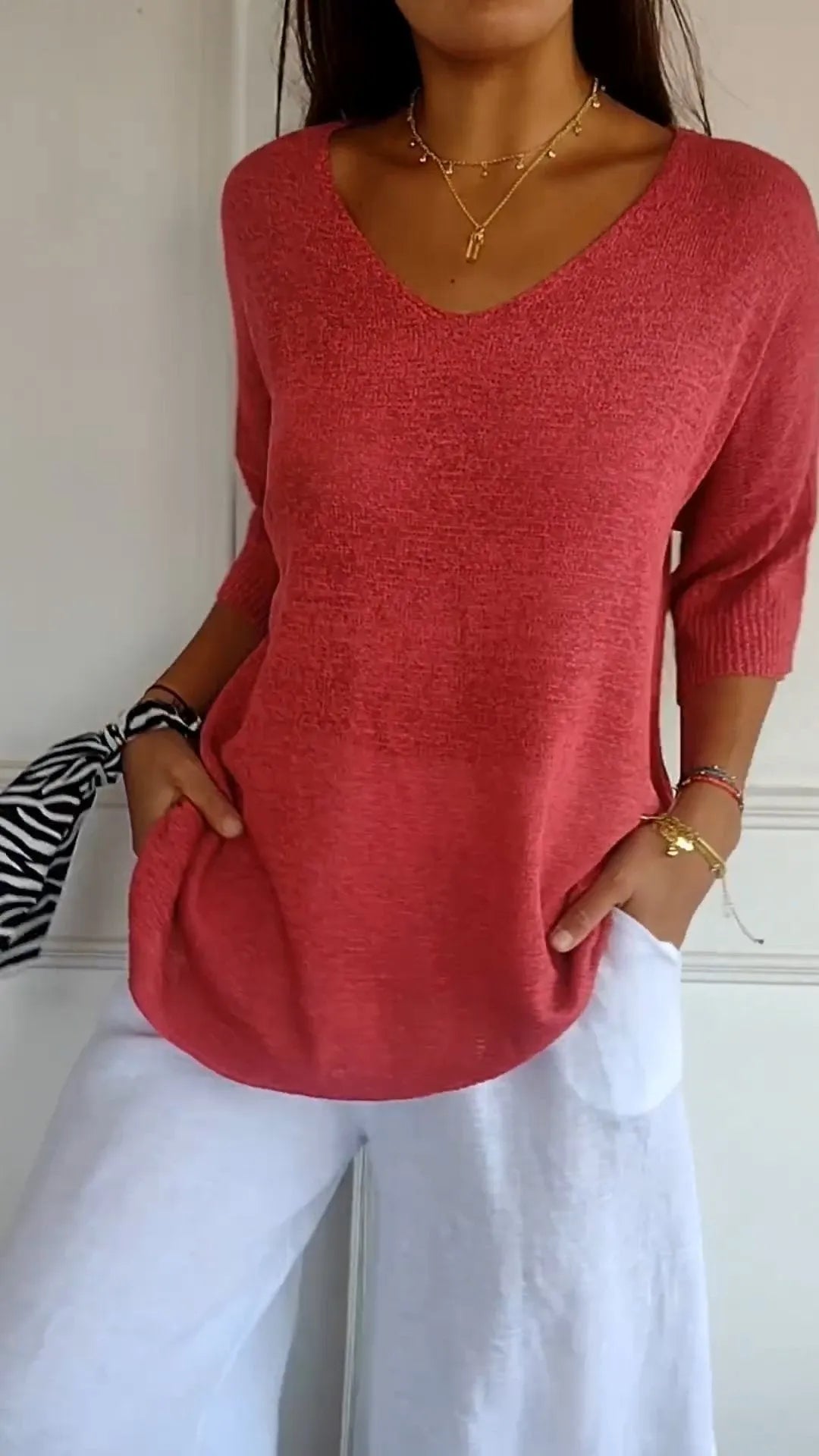 Kit 3 Blusas Luna® em Malha Leve – Decote V