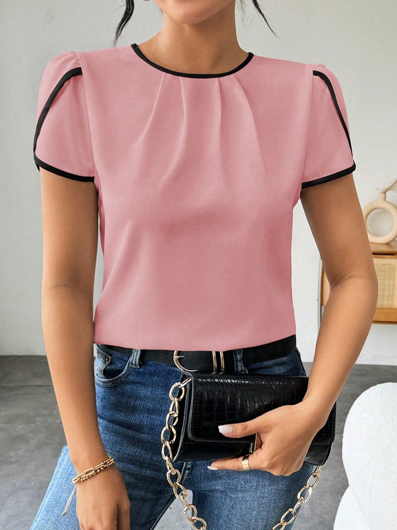 Blusa Feminina Manga Curta Decote Redondo