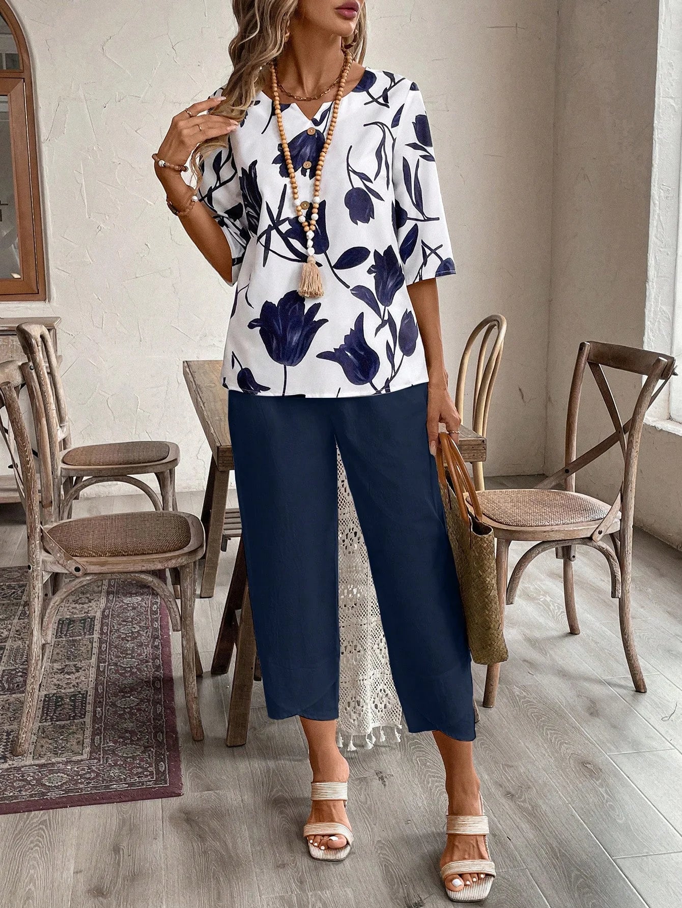 Conjunto Feminino Blusa Meia Manga e Capri