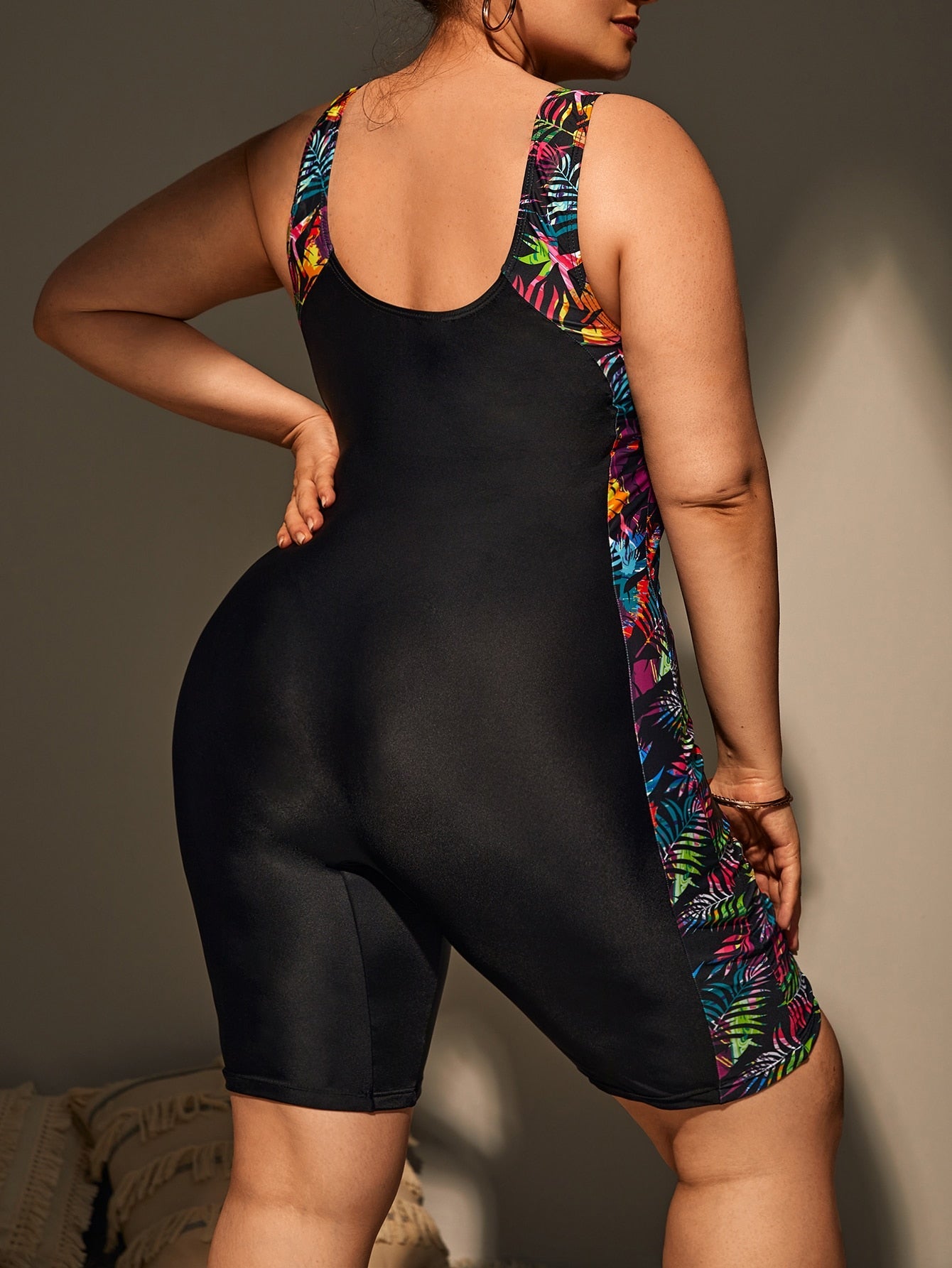 Maiô Feminino Anastacia com Estampa na Lateral