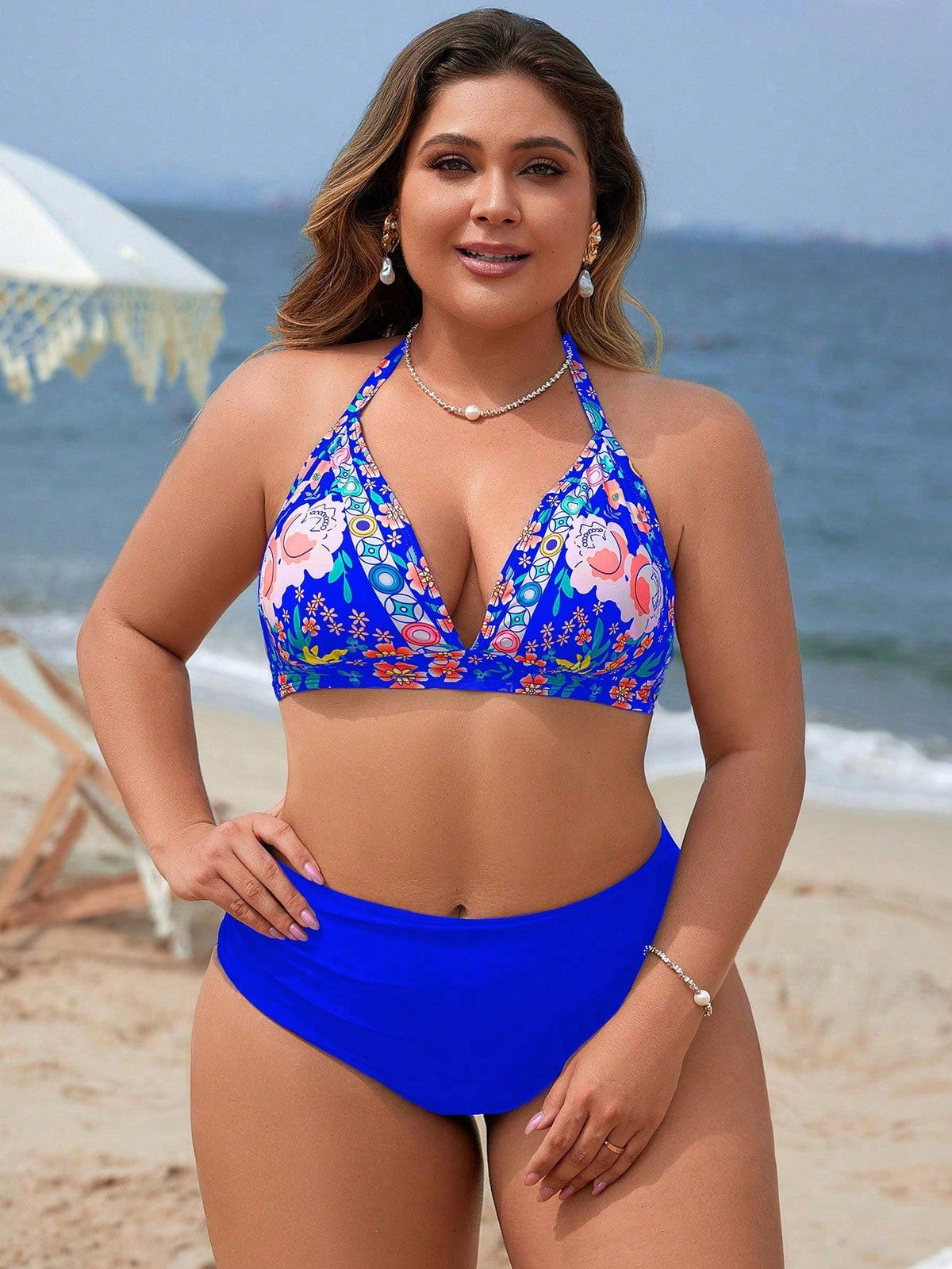 Biquíni Feminino com Estampa Floral e Cintura Alta