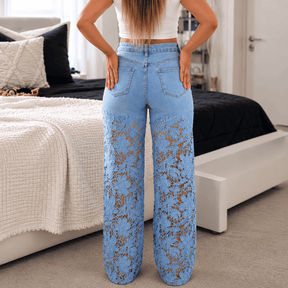 Calça Jeans Florença – Renda Floral.