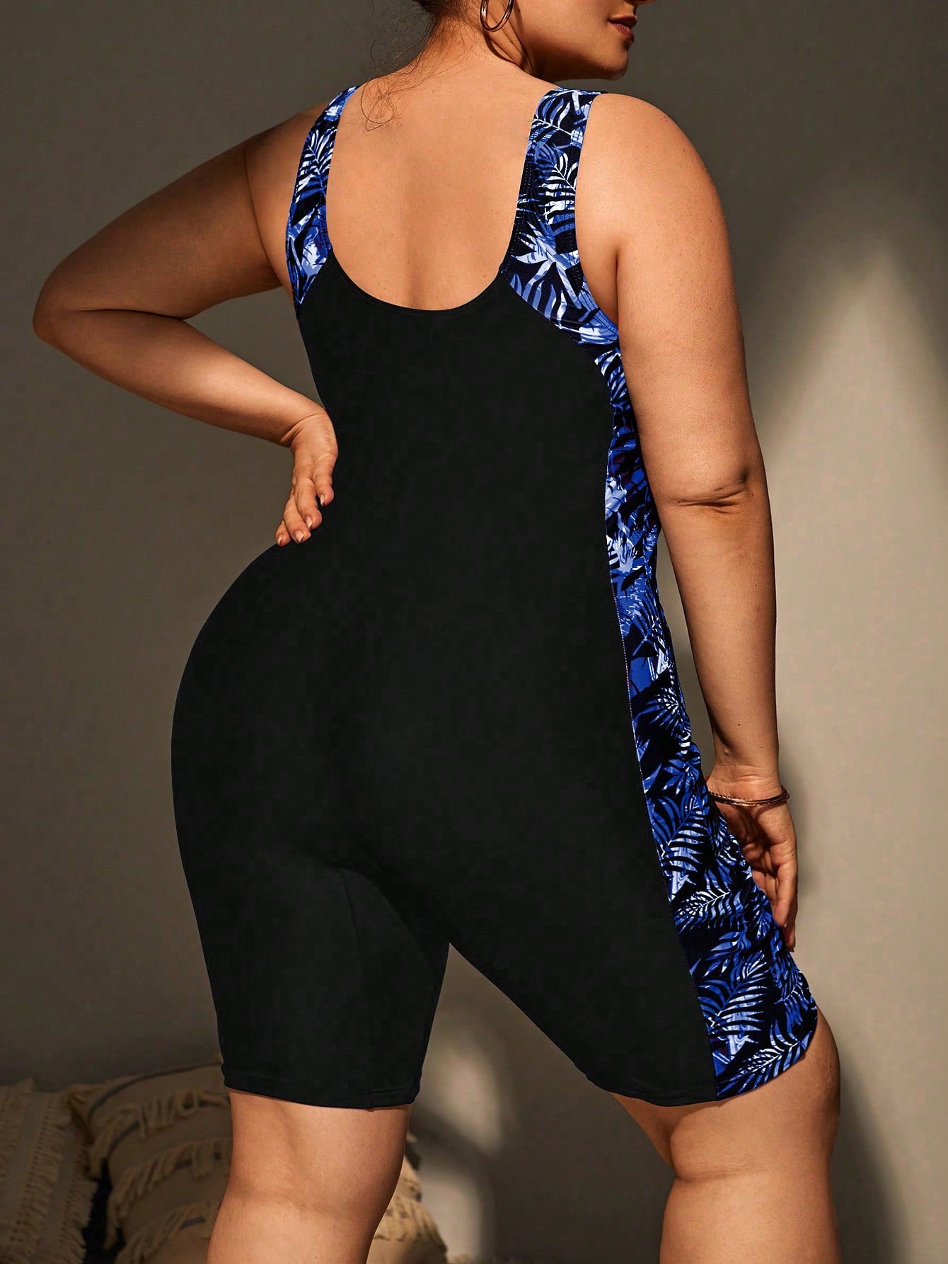Maiô Feminino Anastacia com Estampa na Lateral